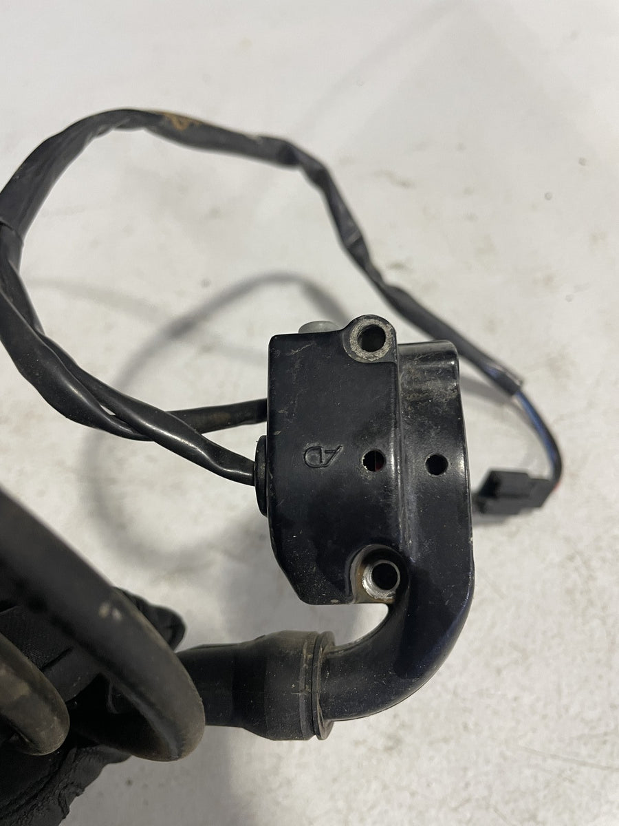 87-19 YAMAHA TW200 KILL OFF SWITCH BUTTON