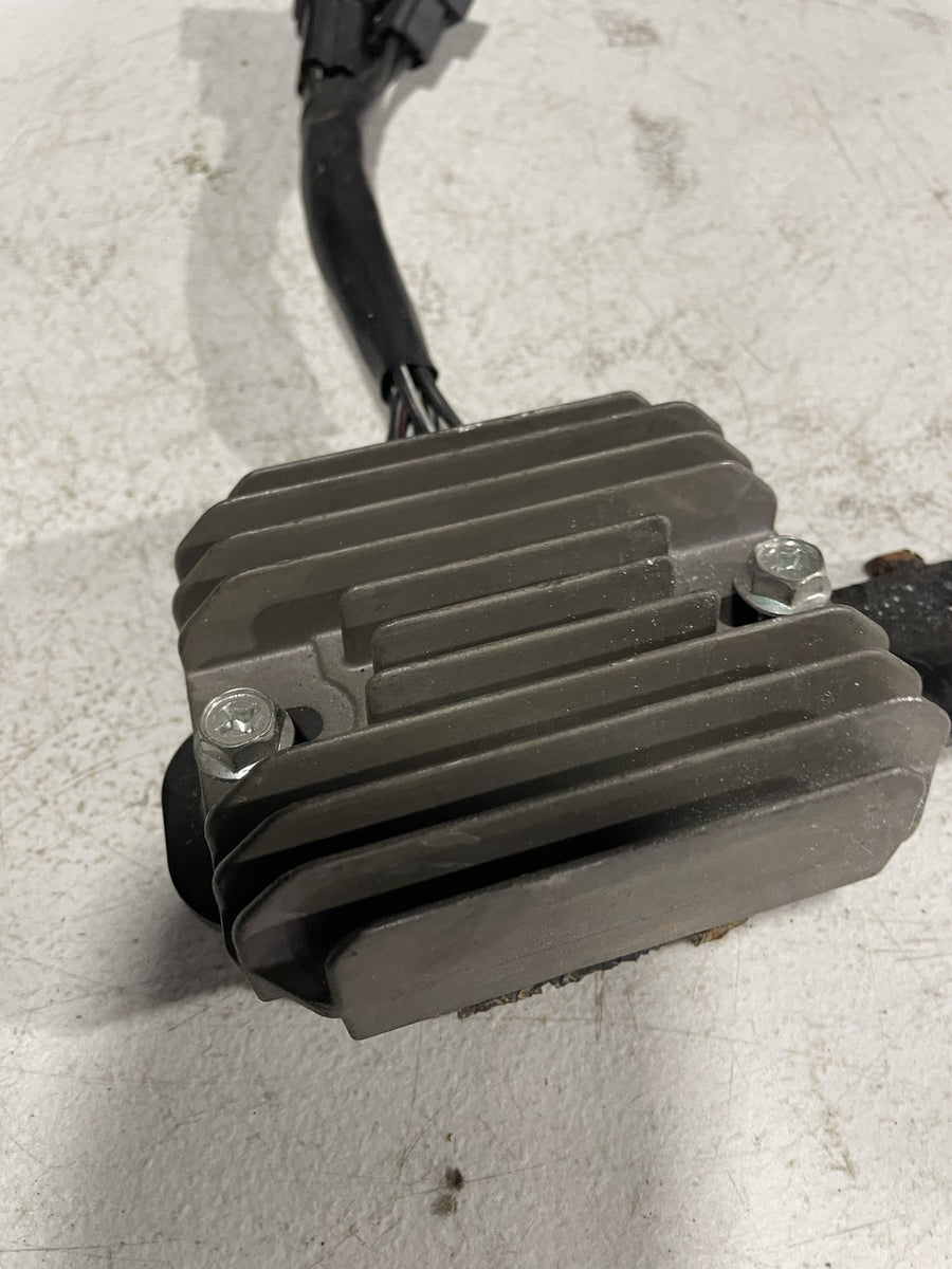 06-07 SUZUKI GSXR750 RECTIFIER VOLTAGE REGULATOR