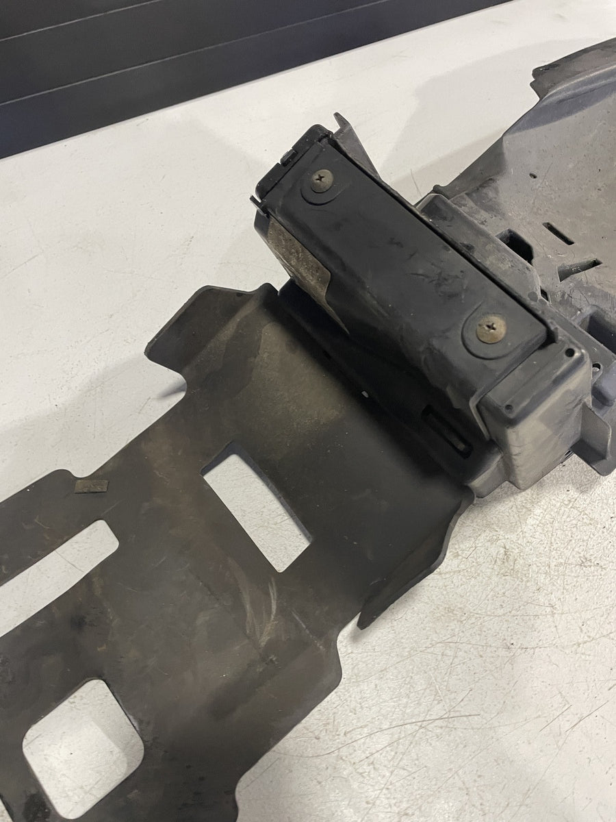 03-07 SUZUKI SV1000S REAR BACK TAIL UNDERTAIL BATTERY TRAY PLASTIC