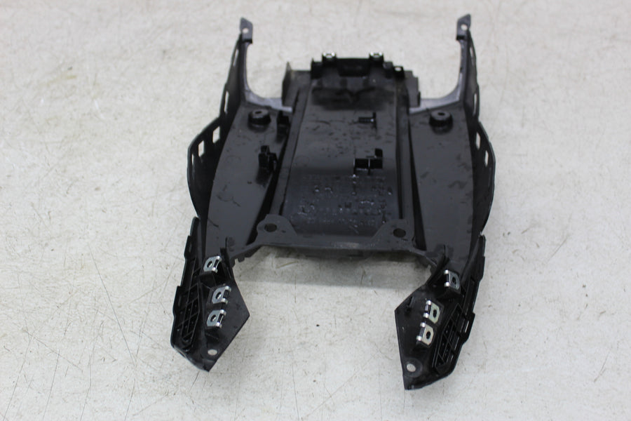 18-21 SUZUKI GSX250R REAR BACK TAIL UNDERTAIL BATTERY TRAY PLASTIC