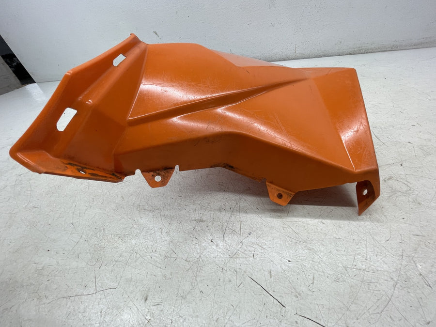 15-22 POLARIS SCRAMBLER 850 FRONT LEFT UPPER FENDER FAIRING COVER PANEL 5439662