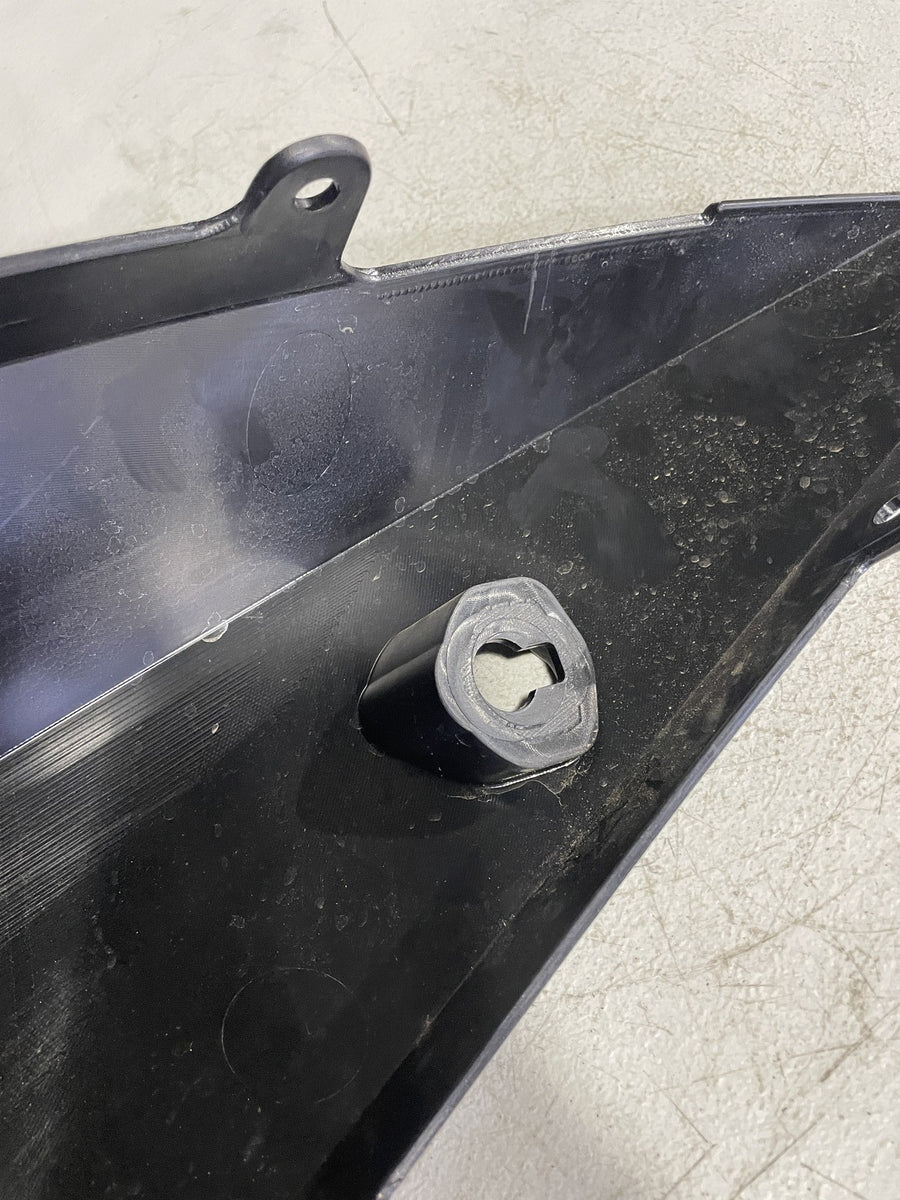 2008 CAN-AM SPYDER GS 990 SE5 RIGHT REAR BACK TAIL FAIRING COWL SHROUD