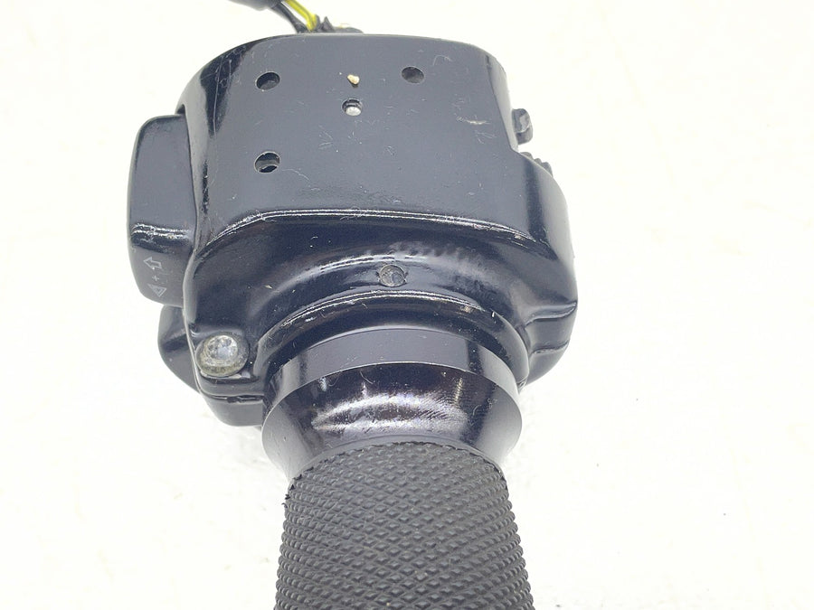 07-09 HARLEY-DAVIDSON SOFTAIL NIGHT TRAIN FXSTB LEFT SWITCH CONTROL HORN LIGHT