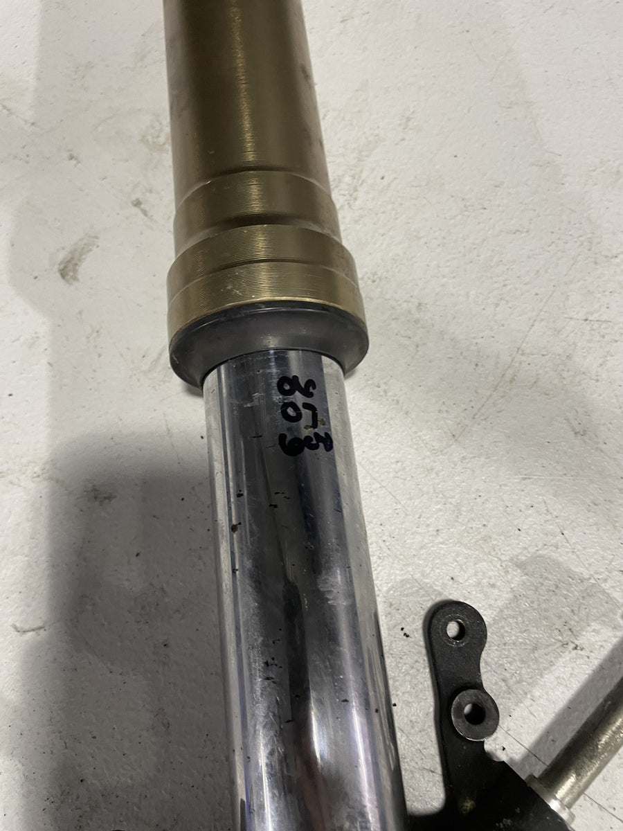 06-07 SUZUKI GSXR600 LEFT FRONT FORK SHOCK SUSPENSION
