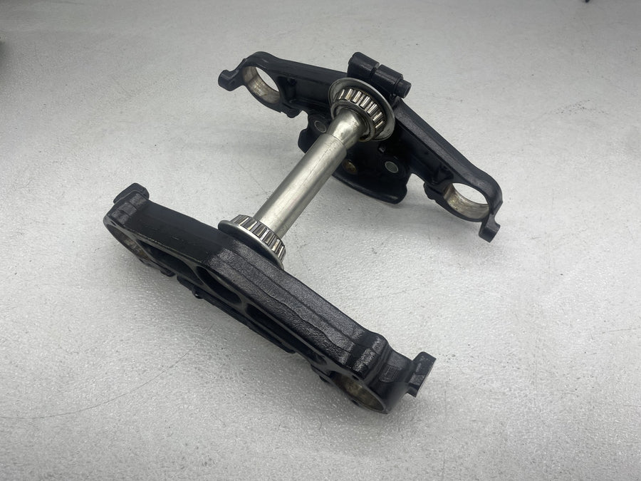 17-19 HARLEY-DAVIDSON ELECTRA GLIDE ULTRA CLASSIC FLHTCU TRIPLE TREE UPPER LOWER