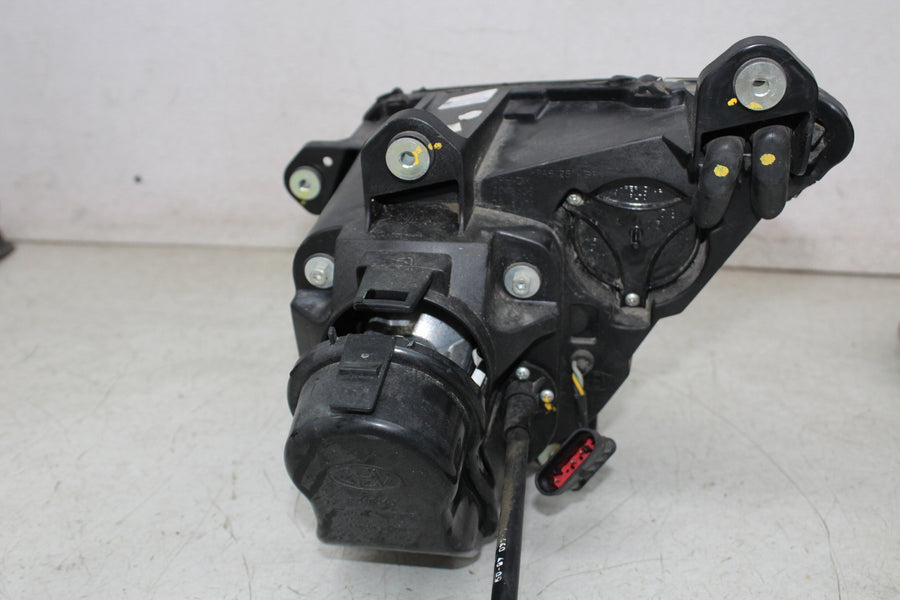 10-12 CAN-AM SPYDER ROADSTER RT FRONT RIGHT HEADLIGHT HEAD LIGHT LAMP