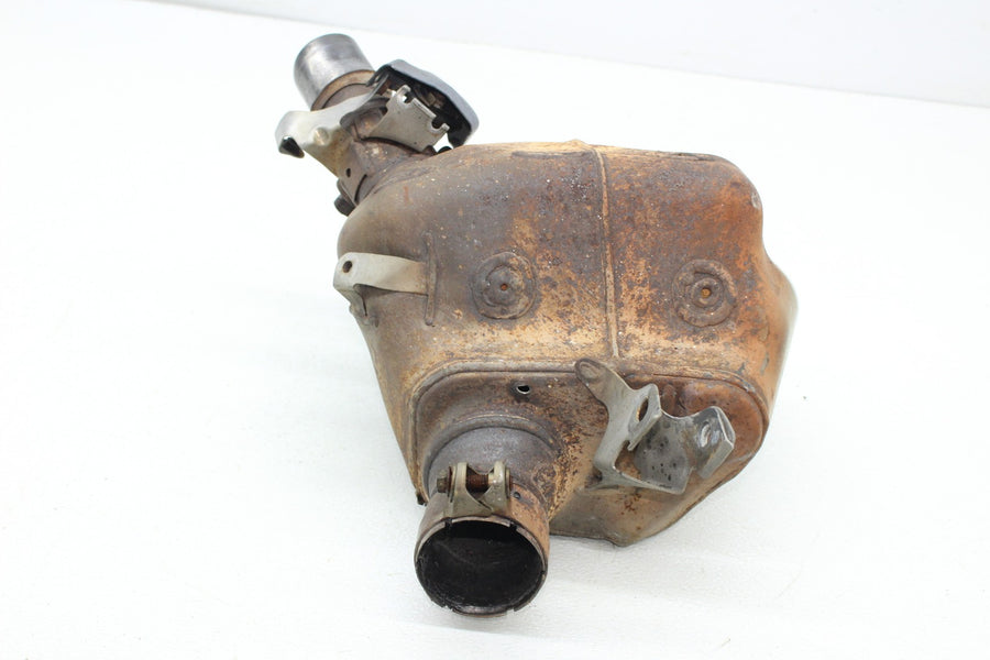 16-20 KAWASAKI NINJA ZX10R EXHAUST CATALYTIC CONVERTER MID MIDDLE COLLECTOR PIPE