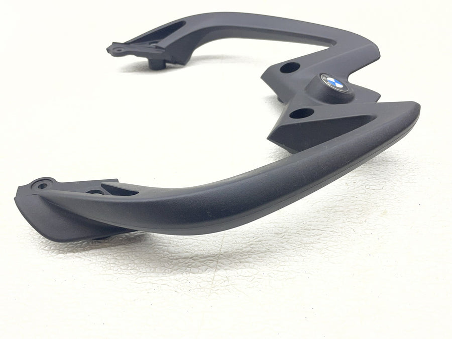 09-14 BMW F800R PASSENGER REAR SEAT GRAB BAR HANDLE RAIL PILLION 7678739-05