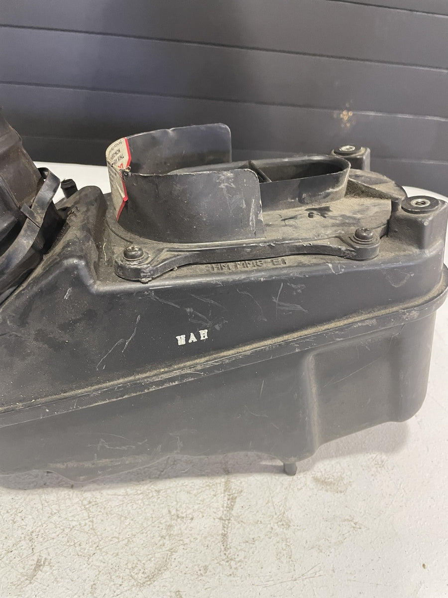 99-08 HONDA SHADOW SPIRIT 1100 VT1100 AIRBOX AIR INTAKE FILTER BOX