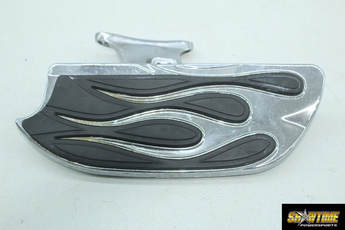 06-12 VICTORY KINGPIN RIGHT FRONT FOOT BOARD REST