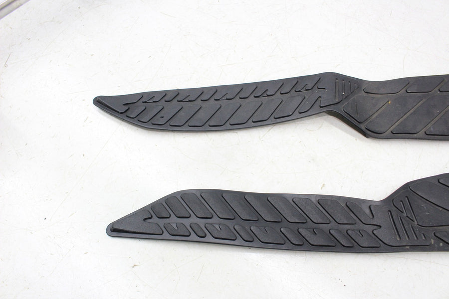 03-06 SUZUKI BURGMAN 400 AN400 FRONT REAR FOOT REST FLOORBOARDS GRIP MAT SET