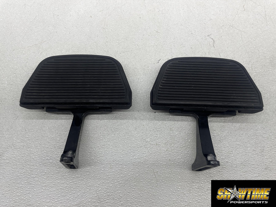 17-23 HARLEY-DAVIDSON ROAD GLIDE SPECIAL FLTRXS REAR PASSENGER FLOORBOARDS PAIR