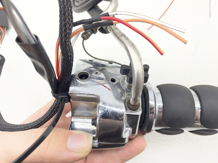 01-06 HARLEY-DAVIDSON SOFTAIL STANDARD FXSTI CHROME RIGHT CONTROL SWITCH