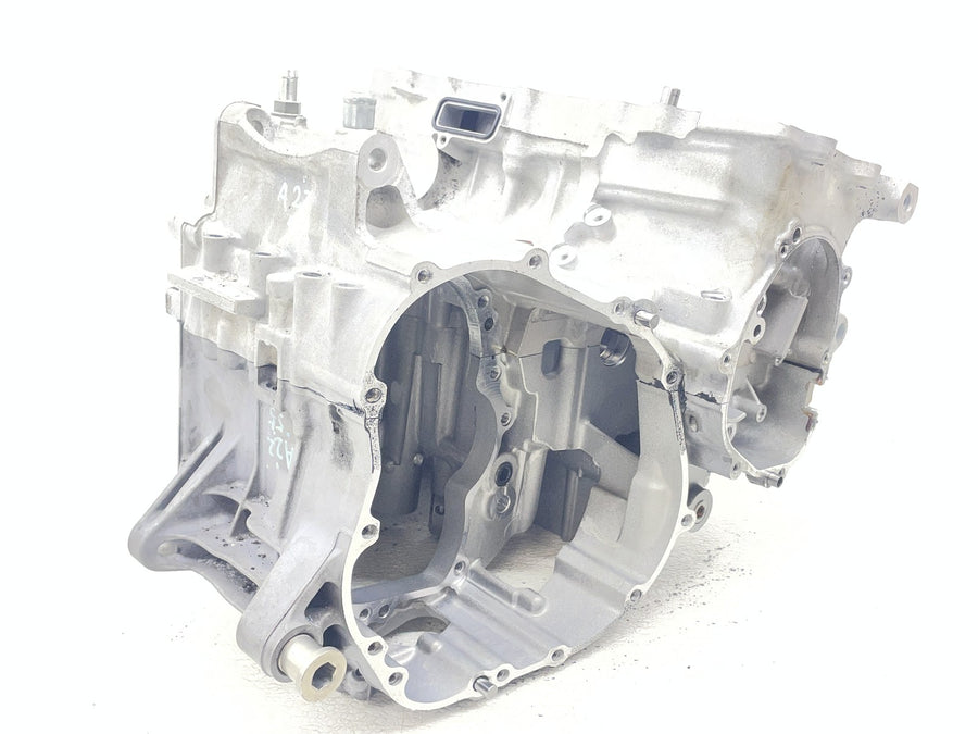 13-18 KAWASAKI NINJA ZX6R 636 ENGINE CRANKCASE CRANK CASE BLOCK CYLINDERS PISTON
