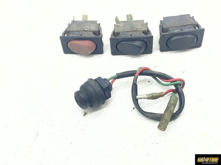 04-10 KUBOTA RTV900 UPPER DASH CONTROL SWITCH SWITCHES
