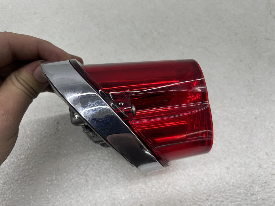 06-11 HARLEY-DAVIDSON DYNA LOW RIDER FXDL TAILLIGHT REAR TAIL BRAKE LIGHT