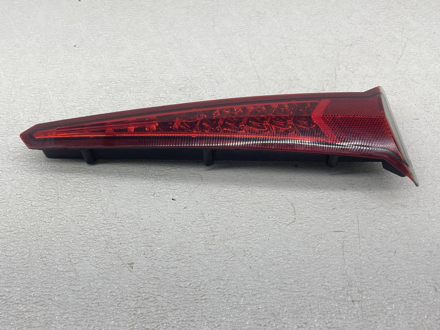 12-17 VICTORY CROSS COUNTRY TOUR TAILLIGHT REAR TAIL BRAKE LIGHT NICE