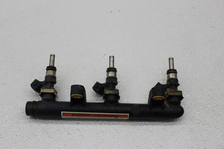 20 CAN-AM MAVERICK X3 DS TRUBO FUEL GAS INJECTOR RAIL