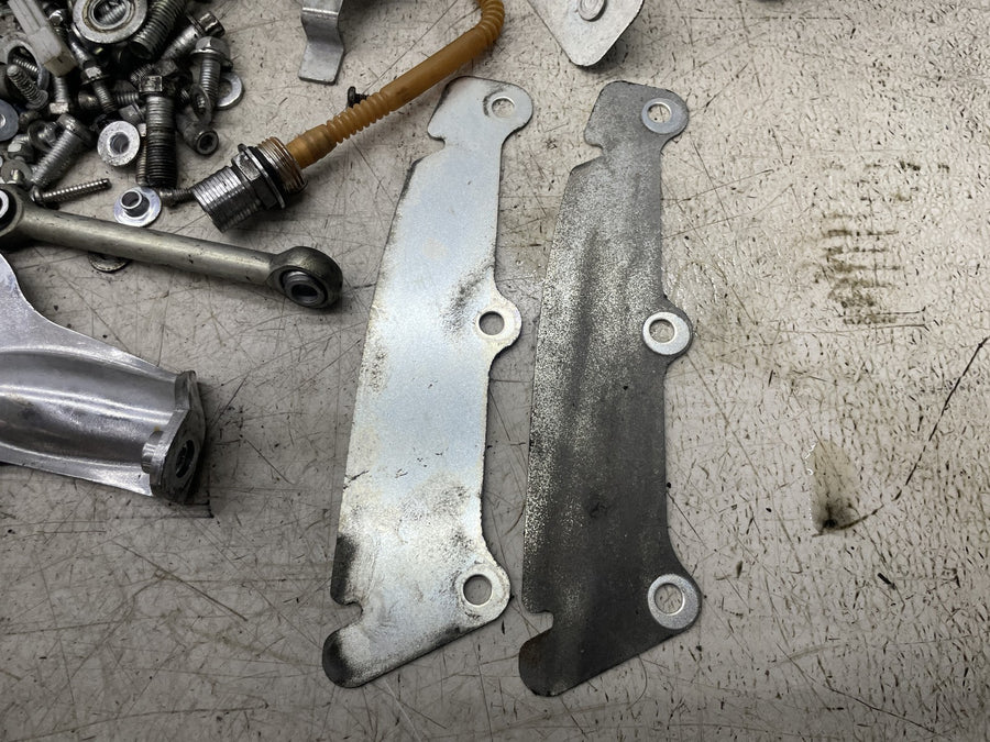 13 HARLEY-DAVIDSON ROAD GLIDE CVO CUSTOM FLTRXSE2 PARTS HARDWARE LOT