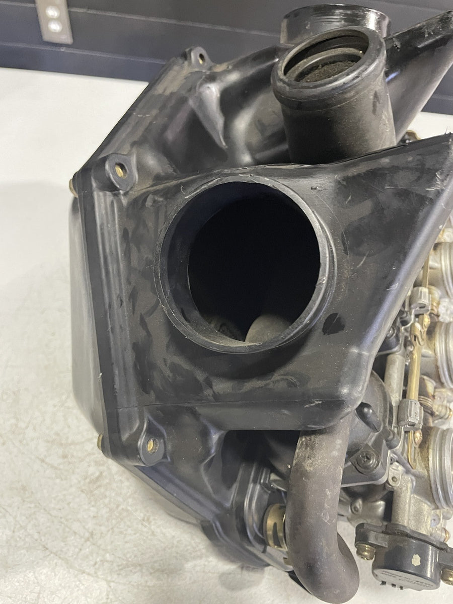 98-02 KAWASAKI NINJA ZX6R CARBS CARBURETORS AIRBOX TPS