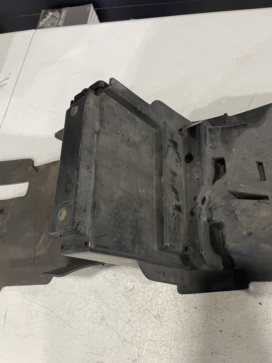 03-07 SUZUKI SV1000S REAR BACK TAIL UNDERTAIL BATTERY TRAY PLASTIC