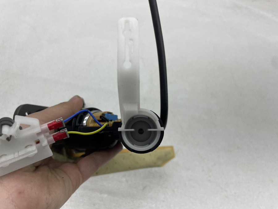 24-26 HARLEY-DAVIDSON STREET GLIDE FLHX FUEL GAS PUMP
