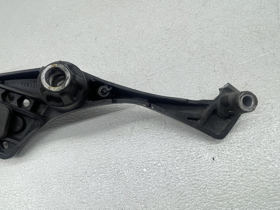 12-17 VICTORY CROSS COUNTRY TOUR LEFT REAR PASSENGER FOOT BOARD MOUNT 5137787