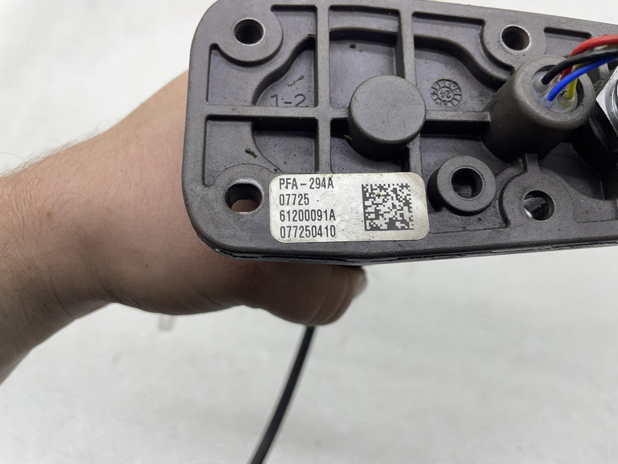 24-26 HARLEY-DAVIDSON STREET GLIDE FLHX FUEL GAS PUMP