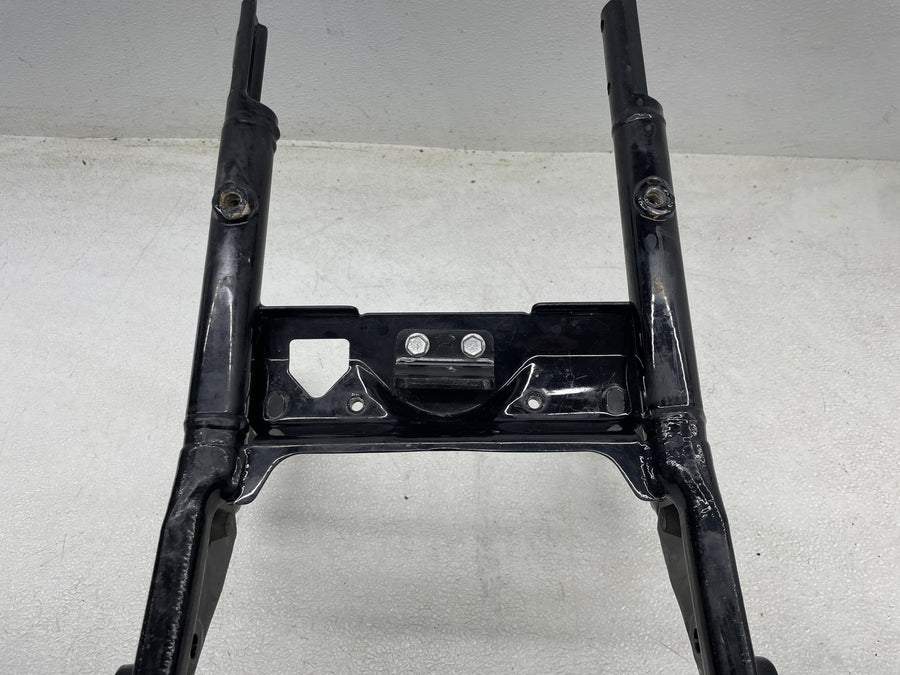 07-11 HARLEY-DAVIDSON ELECTRA GLIDE ULTRA CLASSIC REAR BACK FENDER SUBFRAME