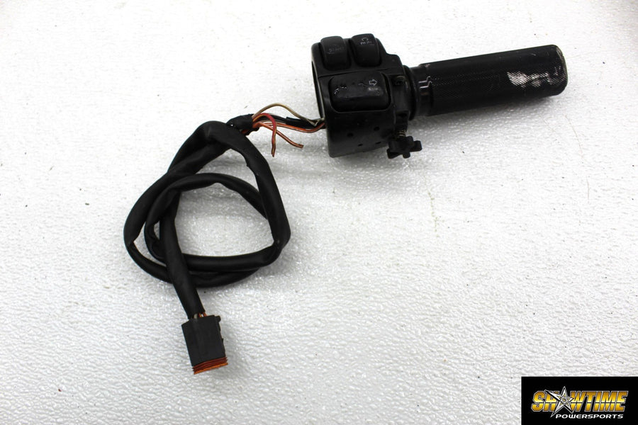 00-05 HARLEY-DAVIDSON SOFTAIL DEUCE FXSTD RIGHT CONTROL OFF START SWITCH (READ)