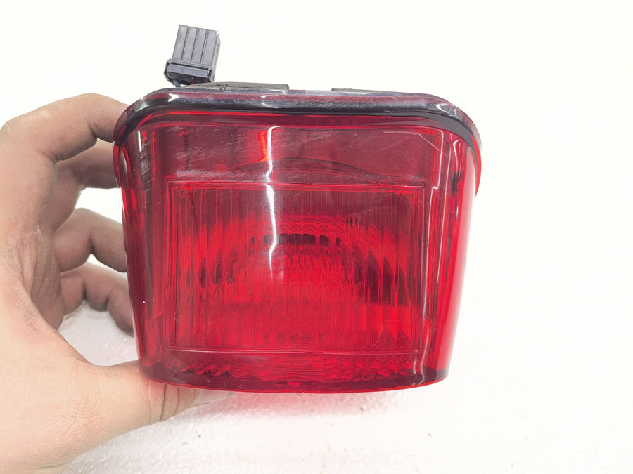 07-11 HARLEY-DAVIDSON ELECTRA GLIDE ULTRA CLASSIC TAILLIGHT REAR BRAKE LIGHT