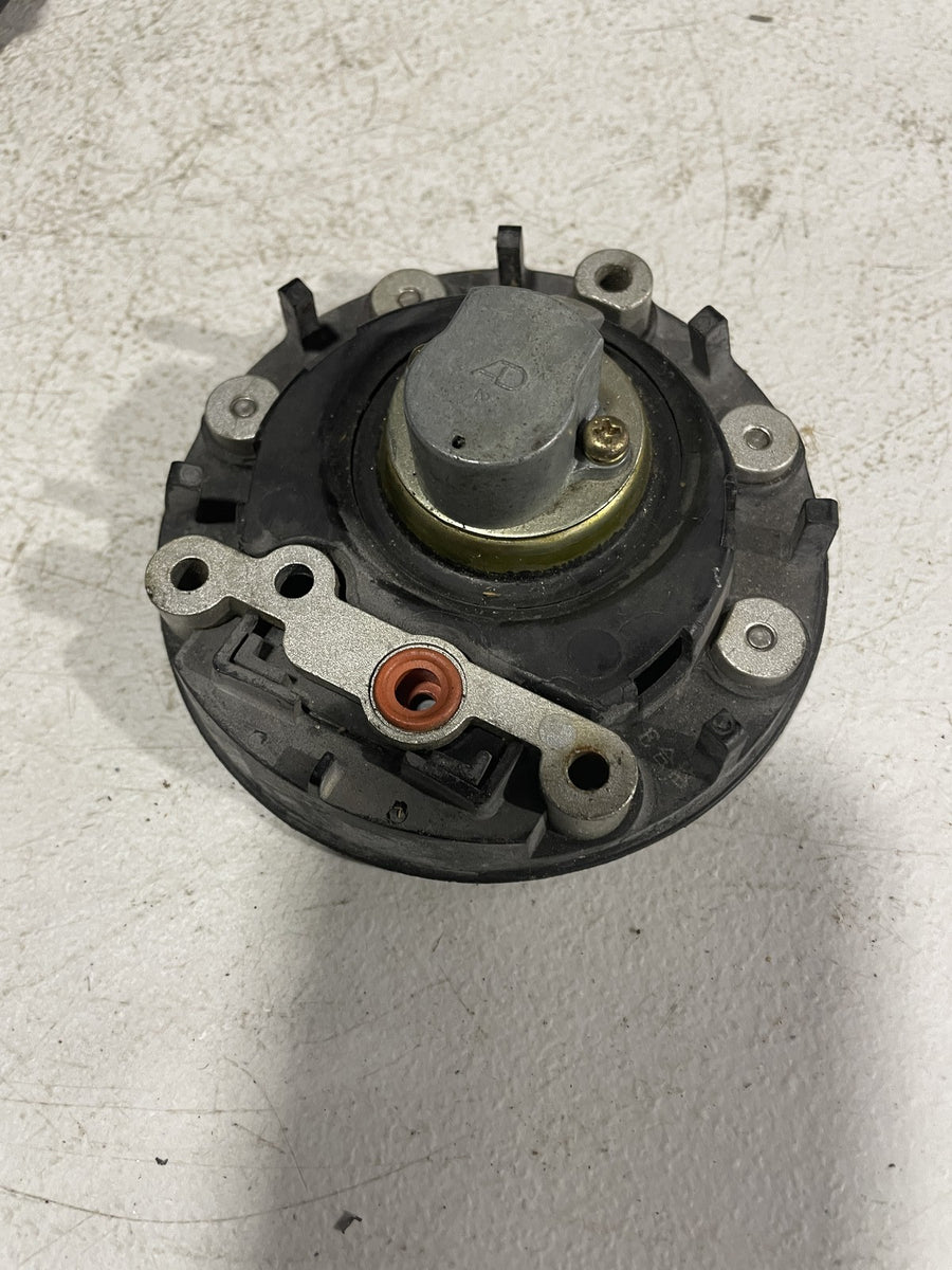 99-02 YAMAHA YZF R6 IGNITION LOCK SET W/ GAS CAP AND SEAT LOCK NO KEY
