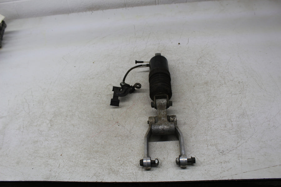 1985 KAWASAKI NINJA 600R ZX600A REAR BACK SHOCK SUSPENSION W/ BRACKET