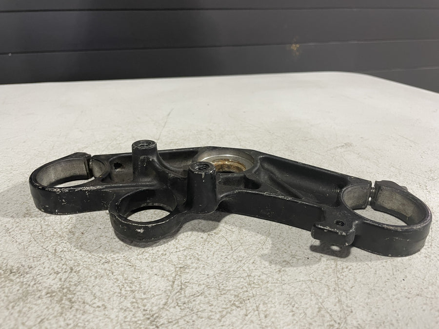 99-02 YAMAHA YZF R6 FORKS UPPER TRIPLE TREE CLAMP 5EB-23435-01-00