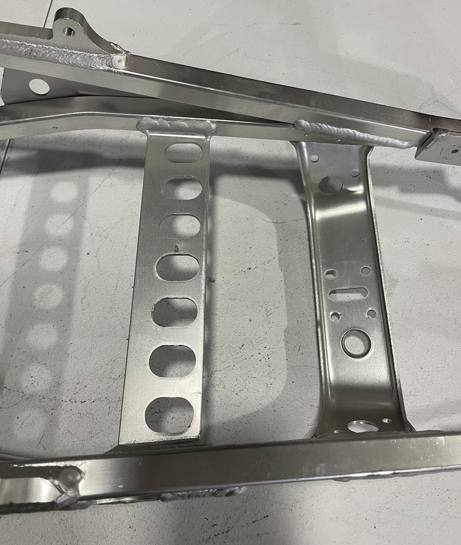 99-02 YAMAHA YZF R6 REAR BACK TAIL SUBFRAME SUB FRAME
