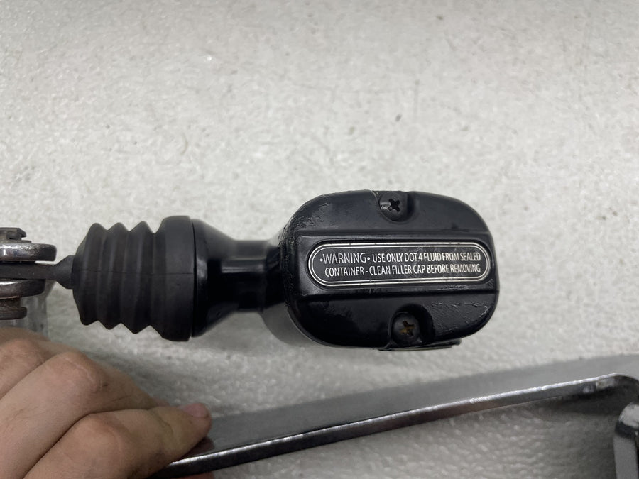 07-11 HARLEY-DAVIDSON STREET GLIDE FLHX REAR BACK BRAKE MASTER CYLINDER