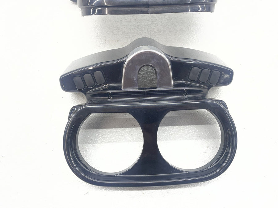 17-23 HARLEY-DAVIDSON ROAD GLIDE SPECIAL FLTRXS GAUGE COVER TRIM NACELLE