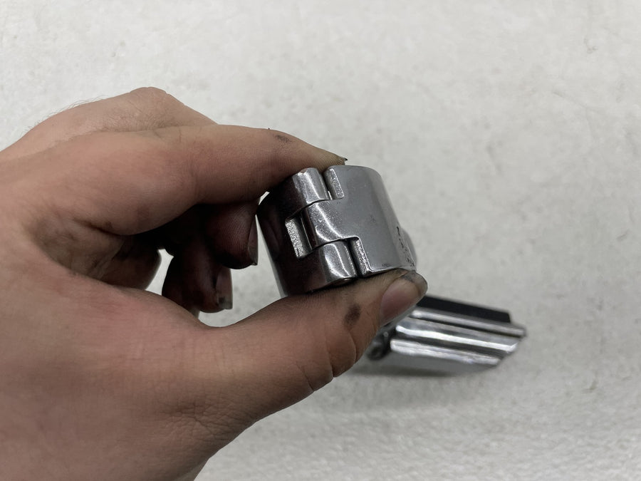 17-23 HARLEY-DAVIDSON ELECTRA GLIDE ULTRA LIMITED FRONT HIGHWAY FOOTPEGS PAIR