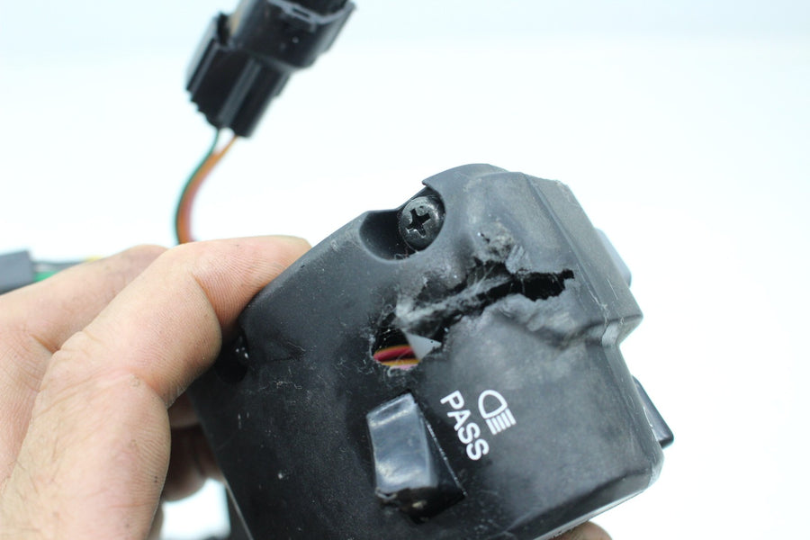 16-20 KAWASAKI NINJA ZX10R LEFT RIGHT SWITCH CONTROL ON OFF START HORN SIGNAL