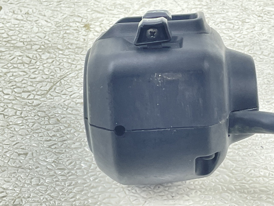 25-26 HARLEY-DAVIDSON NIGHTSTER RH975 LEFT SWITCH CONTROL HORN SIGNALS SWITCHES