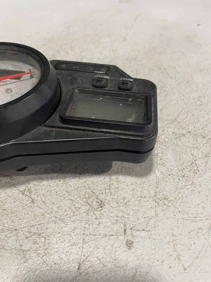 99-02 YAMAHA YZF R6 SPEEDO TACH GAUGES DISPLAY CLUSTER SPEEDOMETER TACHOMETER