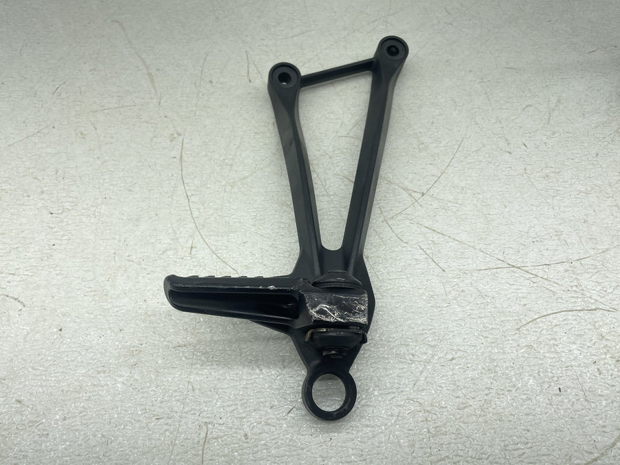 19-23 KAWASAKI NINJA ZX6R ZX636 REAR BACK PASSENGER PEG SET PAIR