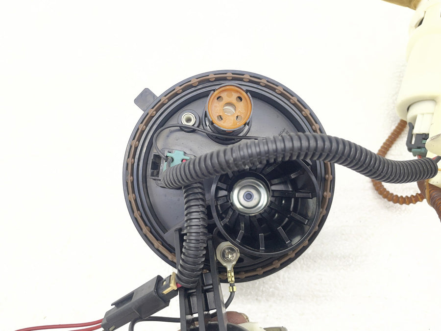 07-11 HARLEY-DAVIDSON STREET GLIDE FLHX FUEL GAS PUMP