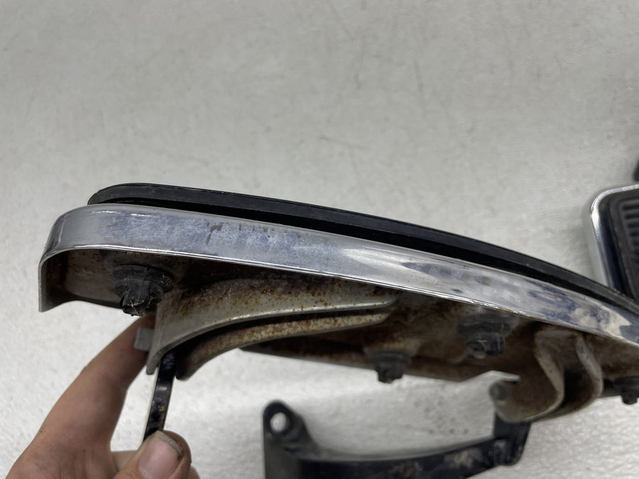 07-11 HARLEY-DAVIDSON ELECTRA GLIDE ULTRA CLASSIC FRONT FLOORBOARDS SET PAIR