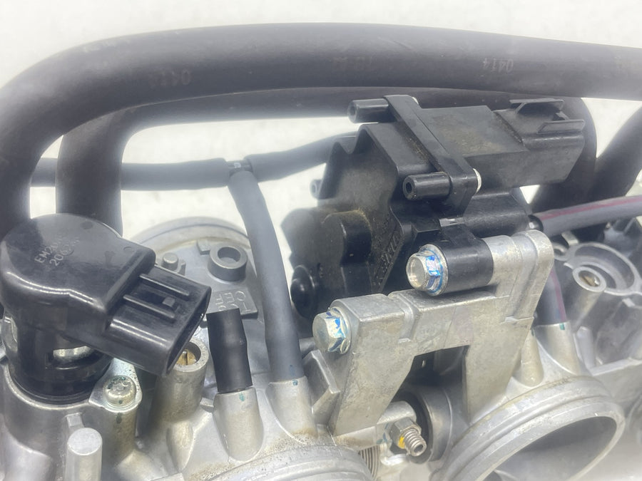 11-15 KAWASAKI NINJA ZX10R THROTTLE BODY BODIES BARE