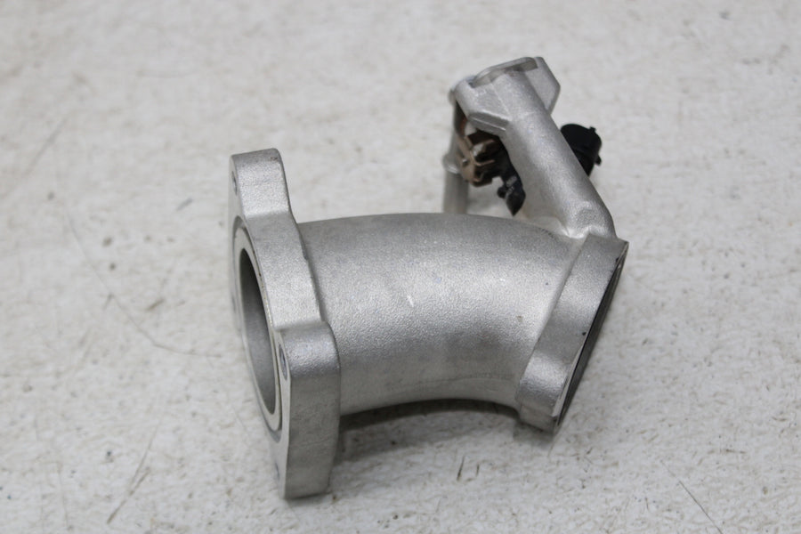 24 CF-MOTO UFORCE 600 PETROL GAS FUEL INJECTOR RAIL W/ MANIFOLD