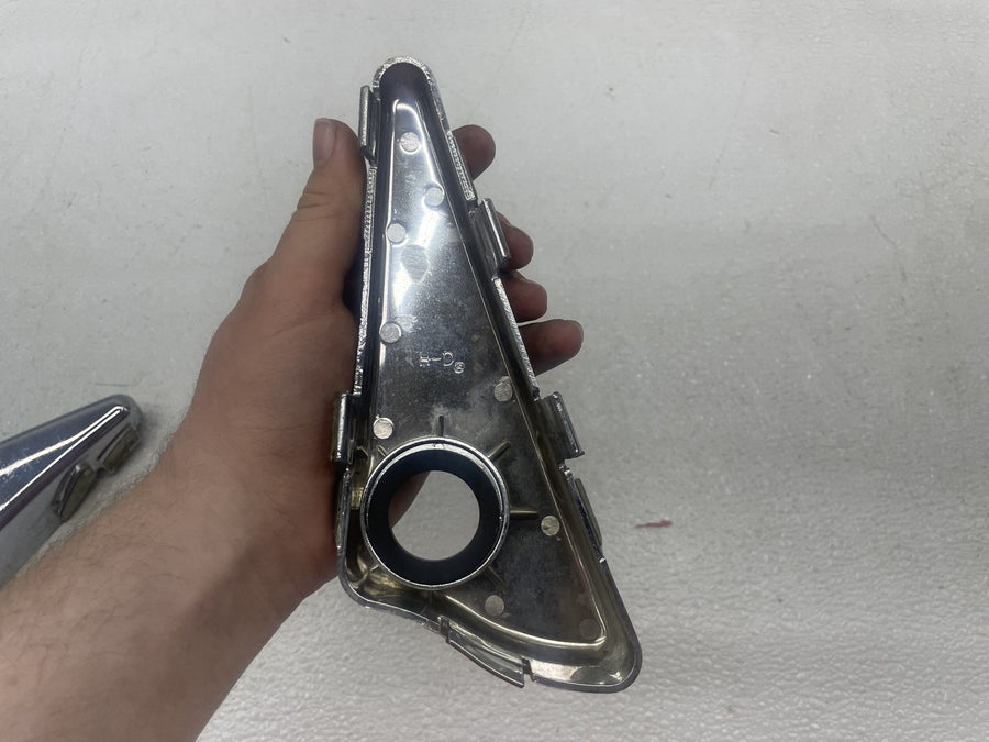 02-06 HARLEY-DAVIDSON V-ROD VRSC SIDE COVER PANEL COWL FAIRING CHROME