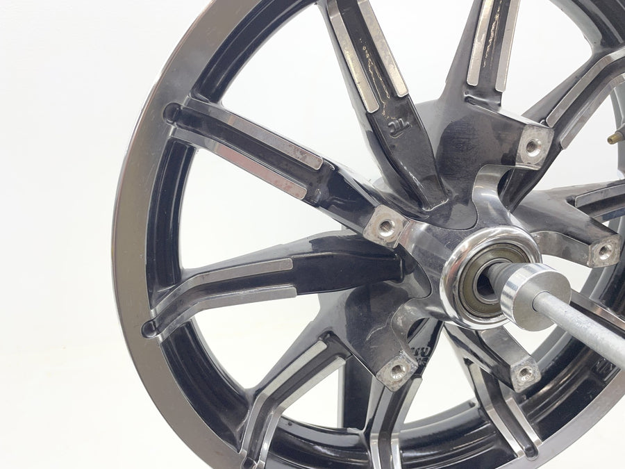 17-23 HARLEY-DAVIDSON ELECTRA GLIDE ULTRA LIMITED FLHTK FRONT WHEEL RIM