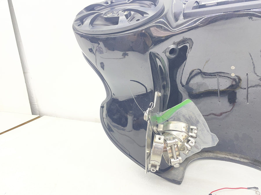 2012 SUZUKI BOULEVARD M109R LOADED FRONT UPPER FAIRING BATWING RADIO SPEAKERS