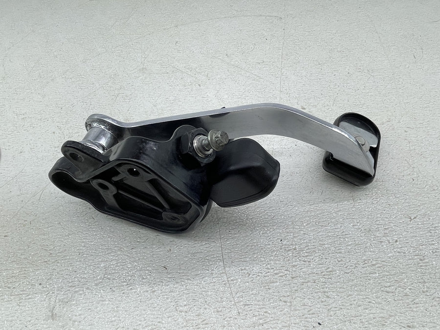 07-09 HARLEY-DAVIDSON SOFTAIL NIGHT TRAIN FXSTB REAR BRAKE MASTER CYLINDER MOUNT